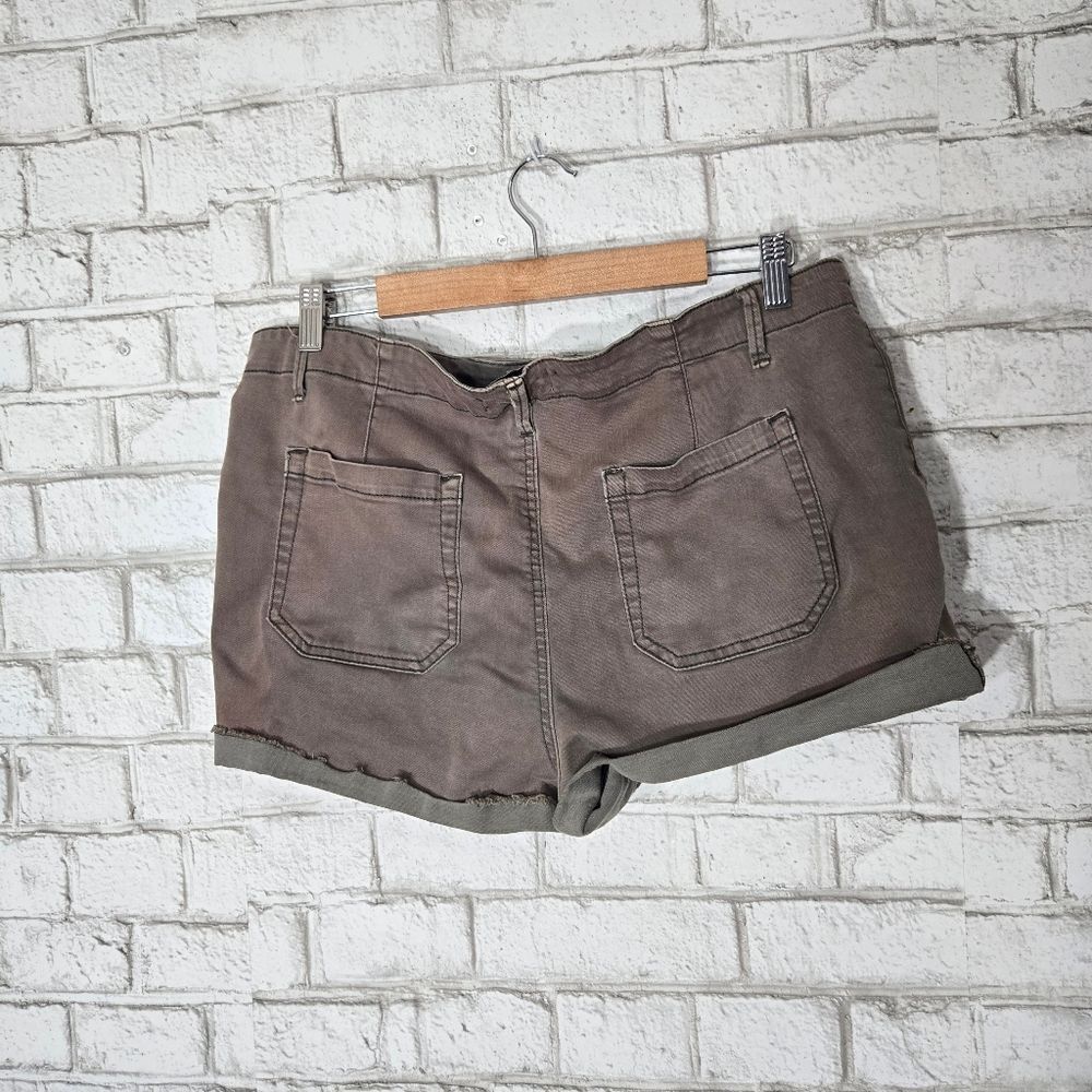 Knox Rose shorts - Picture 7 of 13